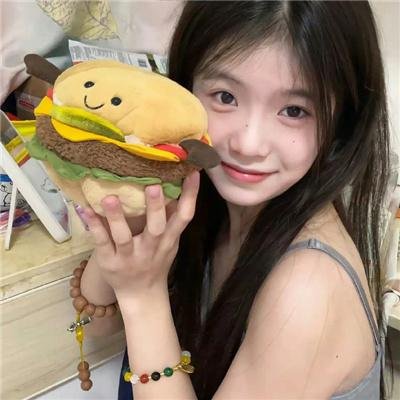 人前的安宁 在线观看